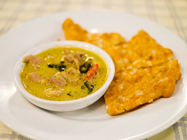 Green Curry with Roti