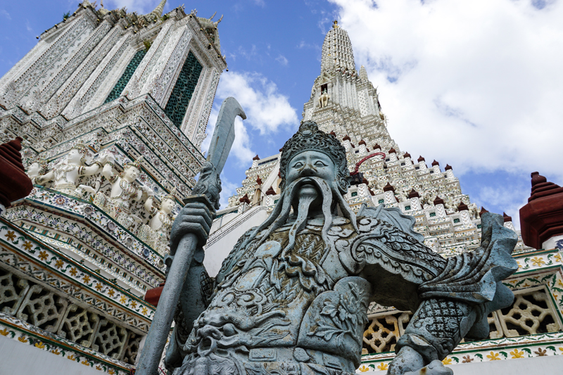Chinese statues at Wat Arun | Chao Phraya River Sightseeing | Bangkok Food Tours